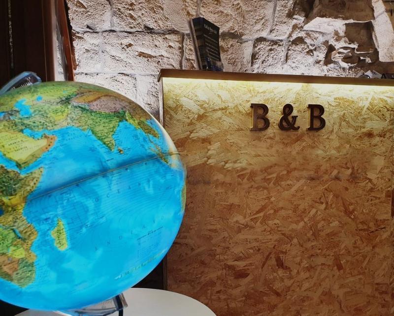 B&B Eraclio Suite บาร์เลตตา ภายนอก รูปภาพ