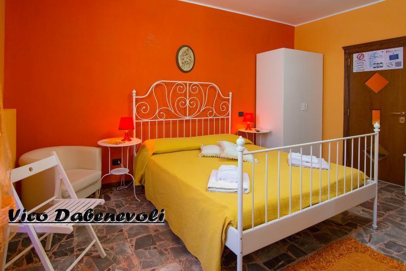 B&B Eraclio Suite บาร์เลตตา ภายนอก รูปภาพ